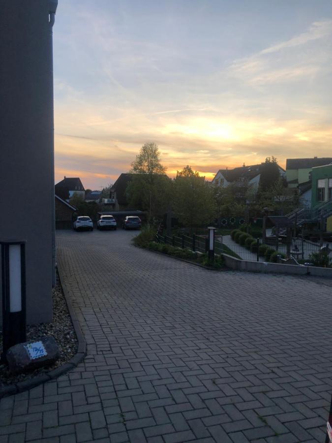 Moderne Wohnung Mit 4 Betten Bochum Extérieur photo